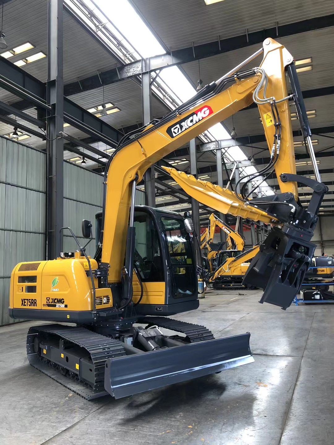 武寧公鐵兩用挖掘機  XE75RR液壓挖掘機 公路鐵路兩用