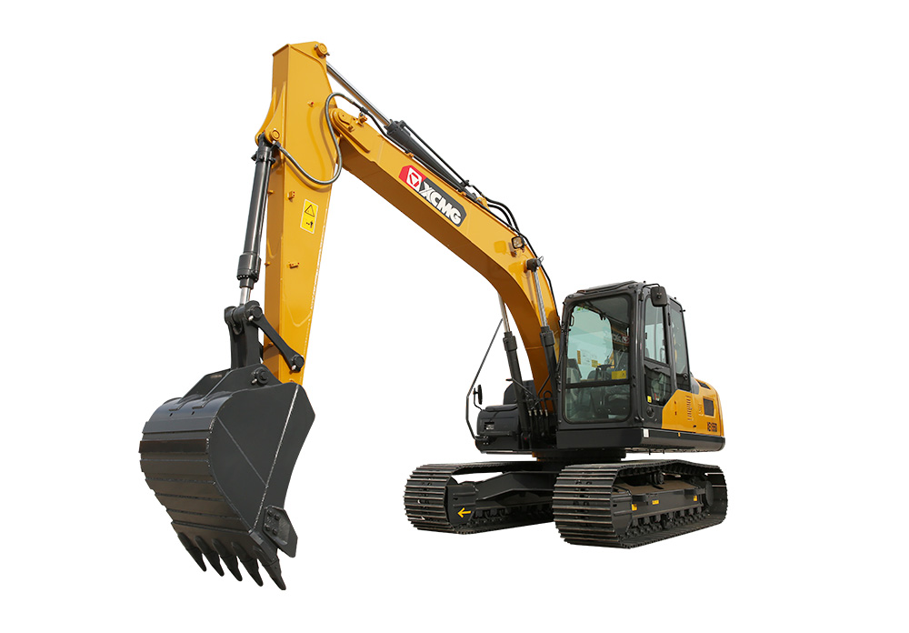 天寧XE155D 中型挖掘機