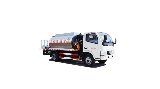 烏拉特中瀝青灑布車CLW5072GLQ5